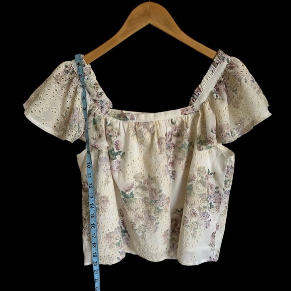Solitaire size Medium Eyelet Lace Babydoll Top Blouse Floral Cream Spring Lined - Picture 2 of 6
